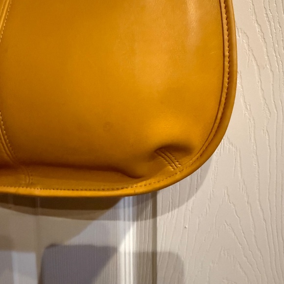 COACH Ergo Pocket Zip #9033 Mustard Yellow Leather Vintage 90s Hobo Shoulder Bag - Picture 15 of 16